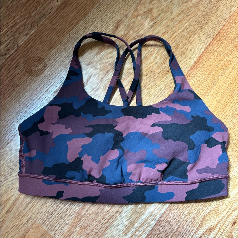 Lululemon size 10 camo sports bra